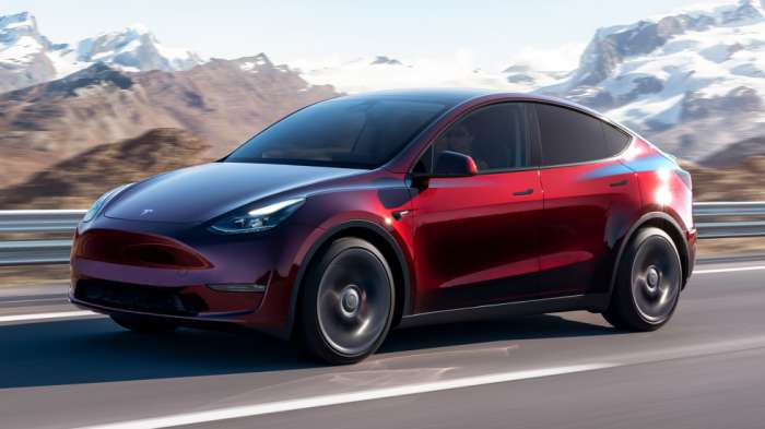 Το Tesla Model Y στην Ελλάδα και ως 7θέσιο - Ποια είναι η τιμή του 